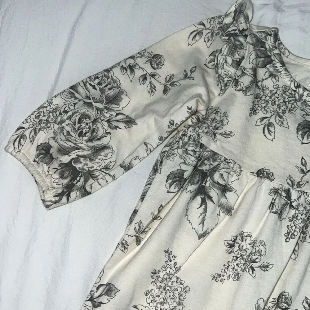 NWOT BABY GAP ROMPER 6/12M